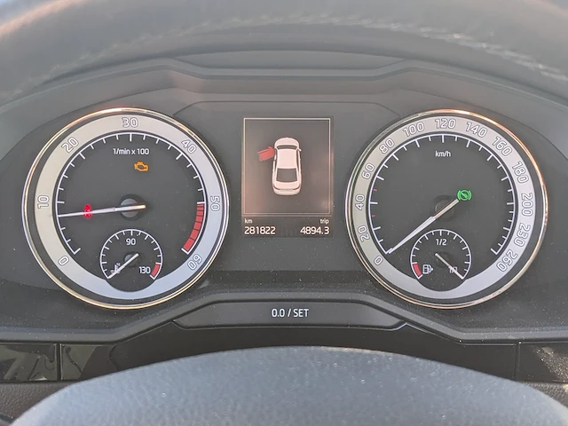Personenauto, skoda, superb - afbeelding 13 van  57