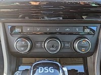 Personenauto, skoda, superb - afbeelding 21 van  57