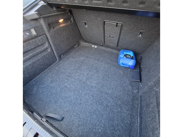 Personenauto, skoda, superb - afbeelding 17 van  46