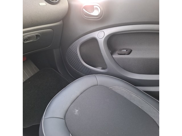 Personenauto, smart, fortwo 1.0 brabus, 2018 - afbeelding 32 van  43