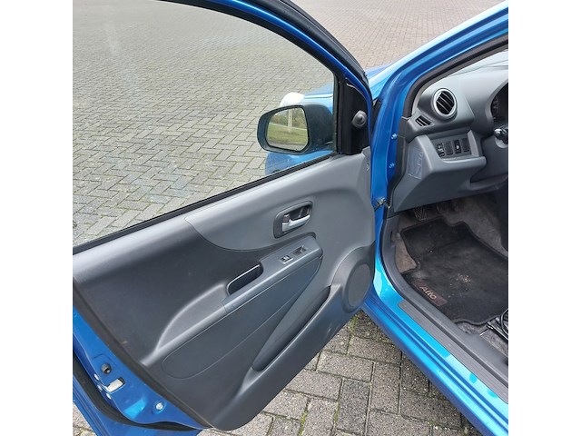 Personenauto, suzuki, alto, 2014 - afbeelding 28 van  50