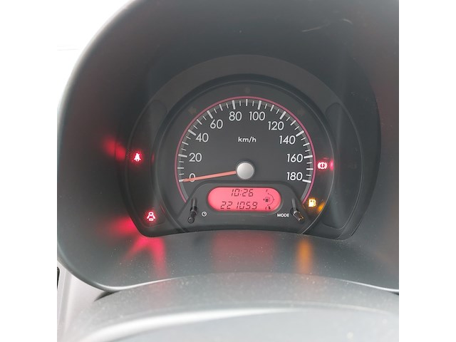 Personenauto, suzuki, alto, 2014 - afbeelding 35 van  50