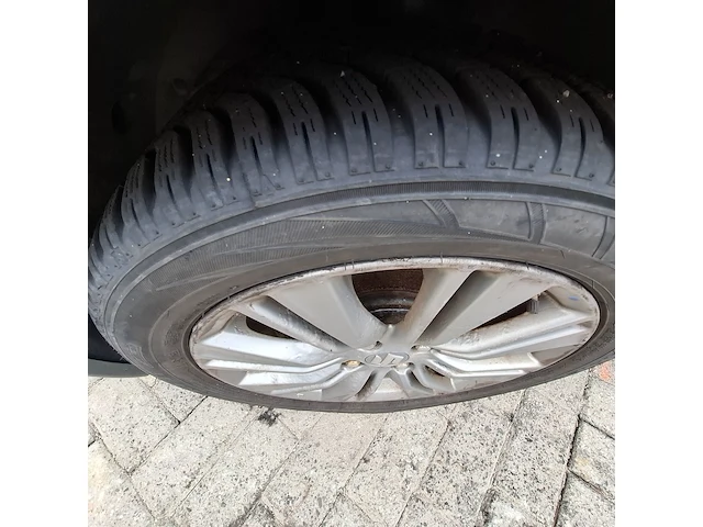 Personenauto, suzuki, baleno - afbeelding 30 van  46
