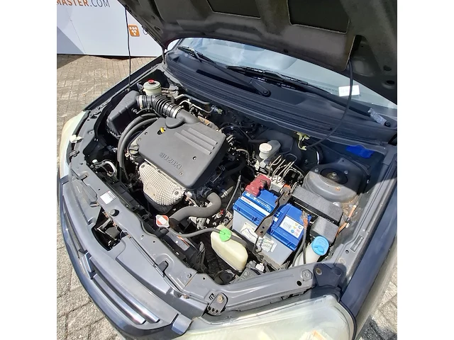 Personenauto suzuki, liana 1.6 exclusive, bouwjaar 2004 - afbeelding 28 van  35