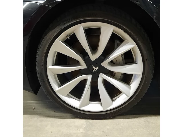 Personenauto tesla, model 3 long range awd 75 kwh, zwart, bouwjaar 2019 - afbeelding 6 van  25