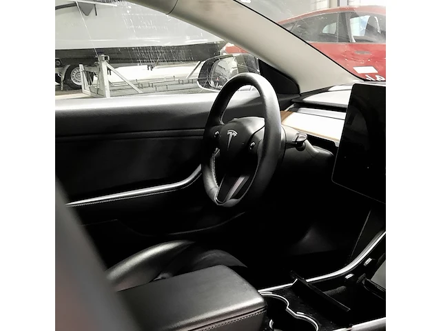 Personenauto tesla, model 3 long range awd 75 kwh, zwart, bouwjaar 2019 - afbeelding 9 van  25