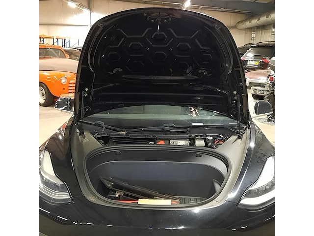 Personenauto tesla, model 3 long range awd 75 kwh, zwart, bouwjaar 2019 - afbeelding 17 van  25