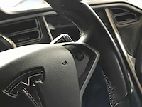 Personenauto tesla, model s 85, rood, bouwjaar 2013 - afbeelding 15 van  36
