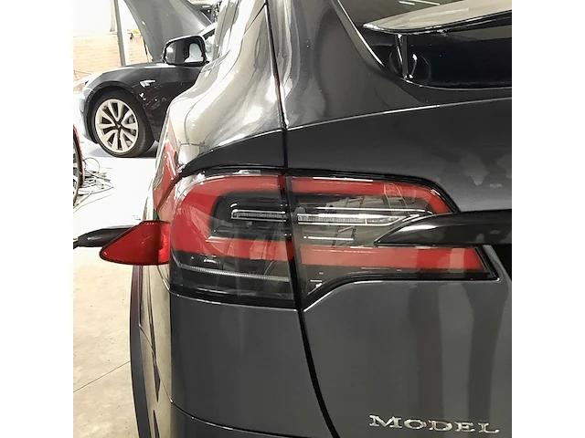 Personenauto tesla, model x 100d, grijs, bouwjaar 2017 - afbeelding 4 van  47