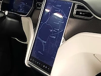 Personenauto tesla, model x 100d, grijs, bouwjaar 2017 - afbeelding 15 van  47