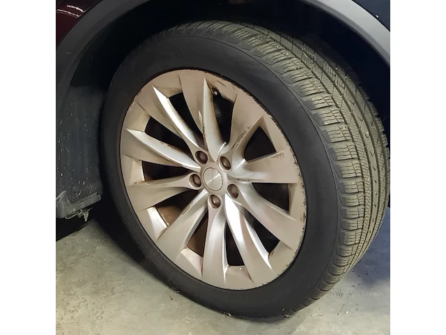 Personenauto tesla, model x 100d, zwart - afbeelding 9 van  38