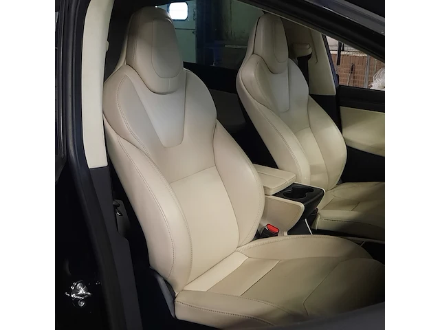 Personenauto tesla, model x 100d, zwart - afbeelding 14 van  38