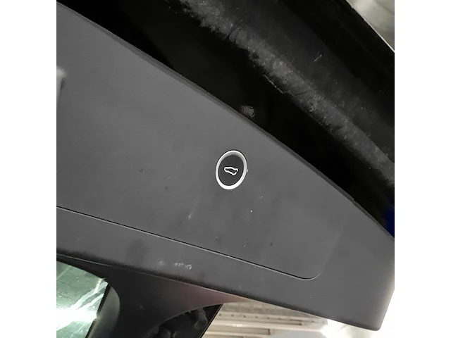 Personenauto tesla, model x 100d, zwart - afbeelding 31 van  38