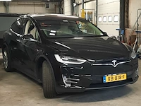 Personenauto tesla, model x 100d, zwart - afbeelding 33 van  38