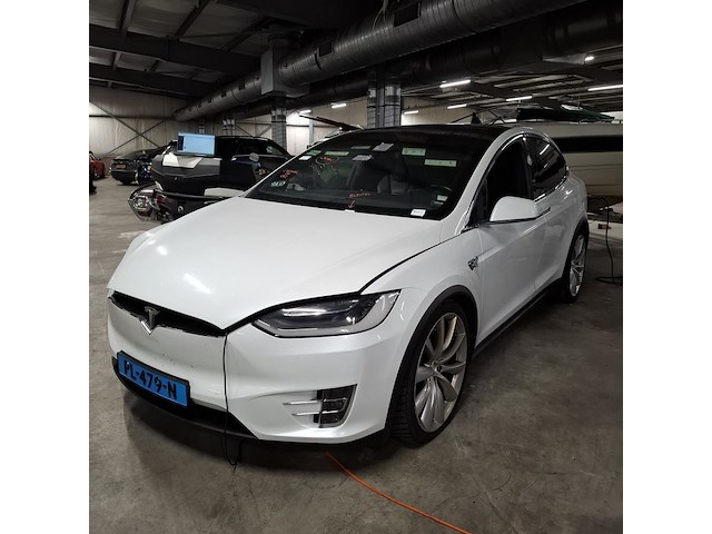 Personenauto, tesla, model x 90d base, 2017 - afbeelding 1 van  1