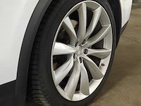 Personenauto tesla, model x 90d, wit, bouwjaar 2017 - afbeelding 5 van  50