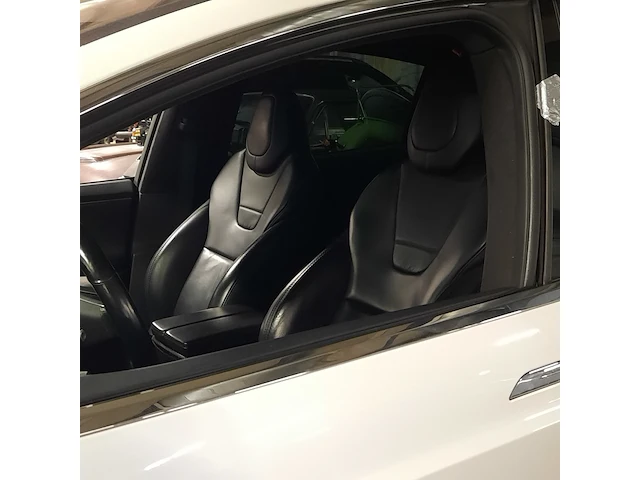 Personenauto tesla, model x 90d, wit, bouwjaar 2017 - afbeelding 15 van  50