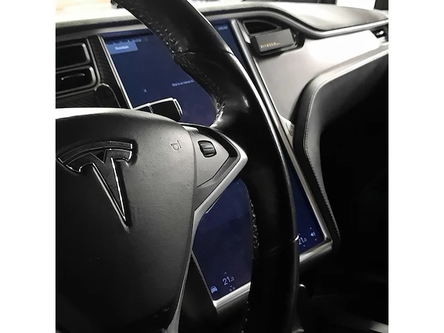 Personenauto tesla, model x 90d, wit, bouwjaar 2017 - afbeelding 20 van  50
