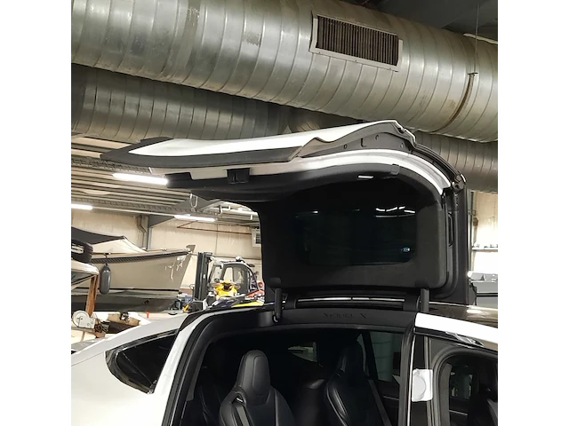 Personenauto tesla, model x 90d, wit, bouwjaar 2017 - afbeelding 36 van  50