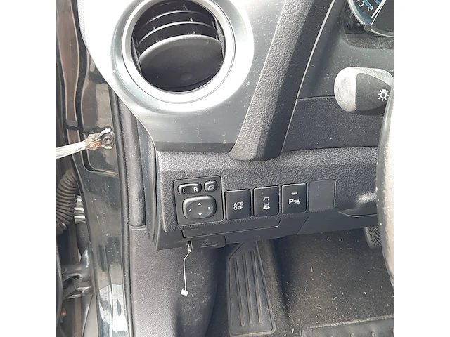 Personenauto , toyota, auris touring sports 1.8 hybrid, 2014 - afbeelding 32 van  55