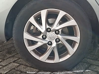Personenauto toyota, auris touring sports 1.8 hybrid active, grijs, bouwjaar 2019 - afbeelding 22 van  32