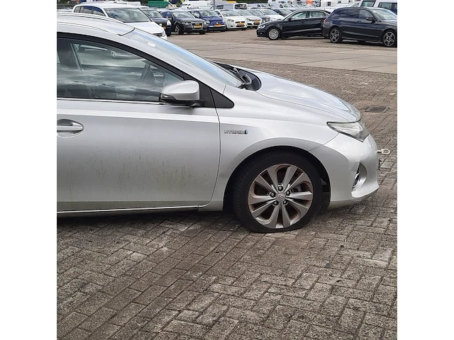 Personenauto toyota, auris touring sports 1.8 hybrid executive, bouwjaar 2013 - afbeelding 2 van  77