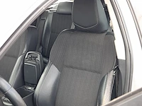 Personenauto toyota, auris touring sports 1.8 hybrid executive, bouwjaar 2013 - afbeelding 38 van  77