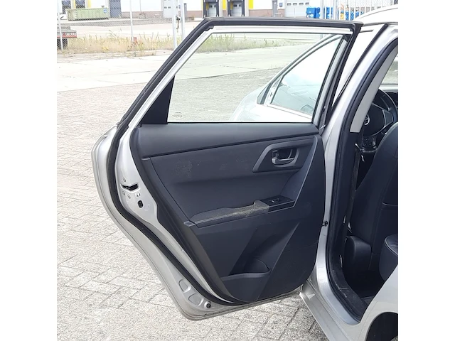 Personenauto toyota, auris touring sports 1.8 hybrid executive, bouwjaar 2013 - afbeelding 57 van  77