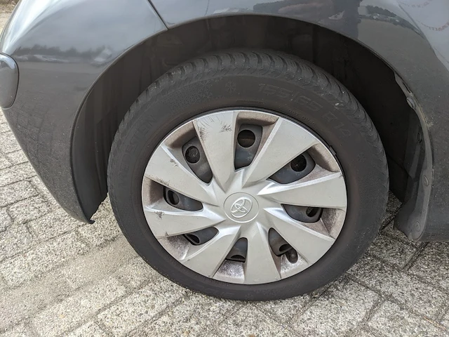 Personenauto toyota, aygo 1.0, grijs, bouwjaar 2007 - afbeelding 17 van  43