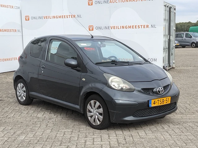 Personenauto toyota, aygo 1.0, grijs, bouwjaar 2007 - afbeelding 23 van  43