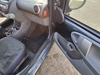 Personenauto toyota, aygo 1.0, grijs, bouwjaar 2008 - afbeelding 16 van  47