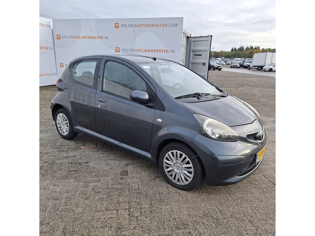 Personenauto toyota, aygo 1.0, grijs, bouwjaar 2008 - afbeelding 23 van  47