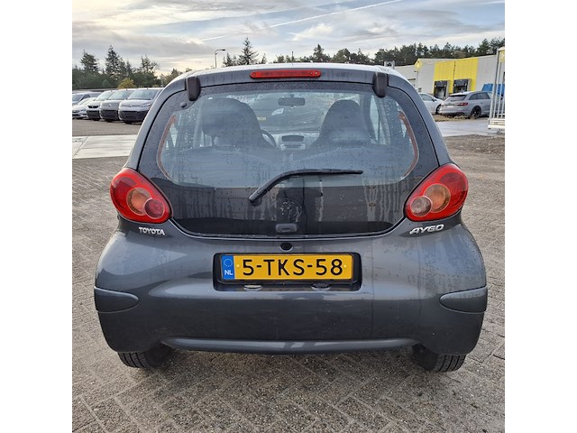 Personenauto toyota, aygo 1.0, grijs, bouwjaar 2008 - afbeelding 44 van  47