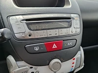 Personenauto toyota, aygo 1.0 vvt-i comfort, bouwjaar 2012 - afbeelding 8 van  24