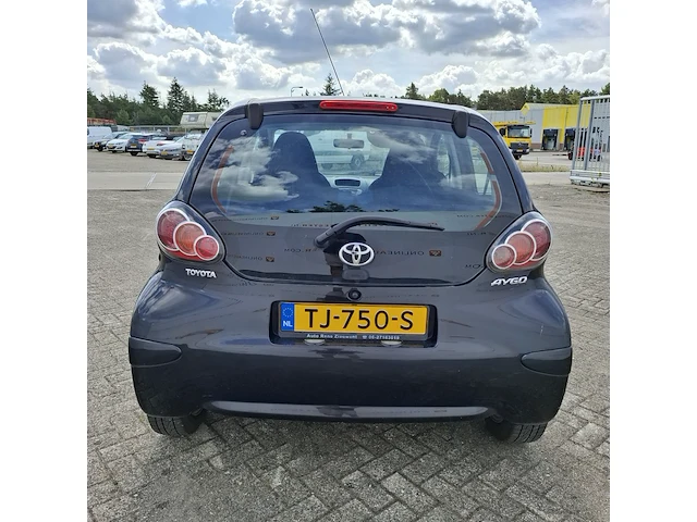 Personenauto toyota, aygo 1.0 vvt-i comfort, bouwjaar 2012 - afbeelding 21 van  24