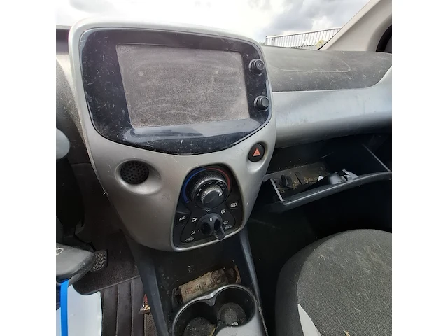 Personenauto toyota, aygo 1.0 vvt-i x-play, bouwjaar 2015 - afbeelding 8 van  28