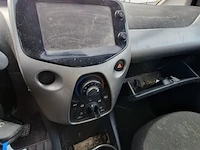 Personenauto toyota, aygo 1.0 vvt-i x-play, bouwjaar 2015 - afbeelding 8 van  28