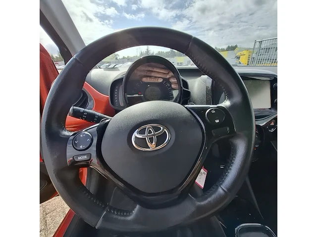 Personenauto toyota, aygo 1.0 vvt-i x-wave, oranje, bouwjaar 2015 - afbeelding 8 van  54