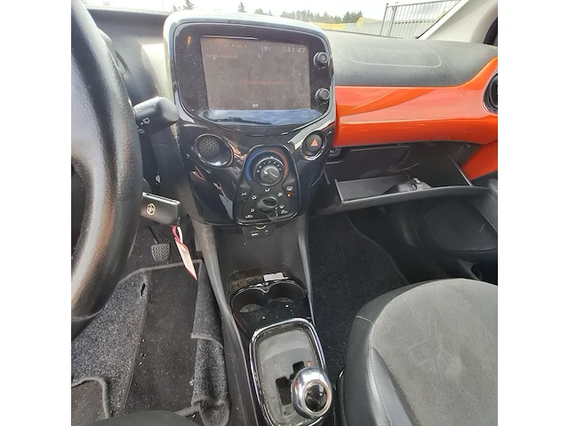 Personenauto toyota, aygo 1.0 vvt-i x-wave, oranje, bouwjaar 2015 - afbeelding 11 van  54
