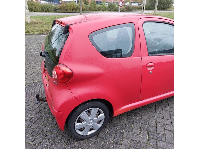Personenauto, toyota , aygo, 2006 - afbeelding 15 van  49