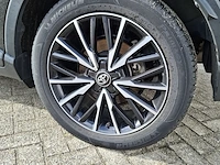 Personenauto toyota, c-hr 1.8 hybrid executive, zwart, bouwjaar 2019 - afbeelding 14 van  52