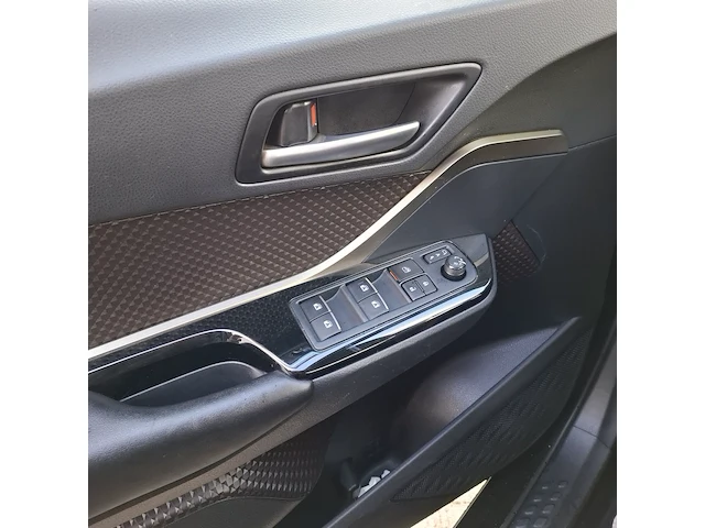 Personenauto toyota, c-hr 1.8 hybrid executive, zwart, bouwjaar 2019 - afbeelding 28 van  52