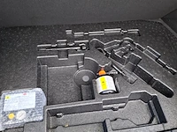 Personenauto toyota, c-hr 1.8 hybrid executive, zwart, bouwjaar 2019 - afbeelding 39 van  52