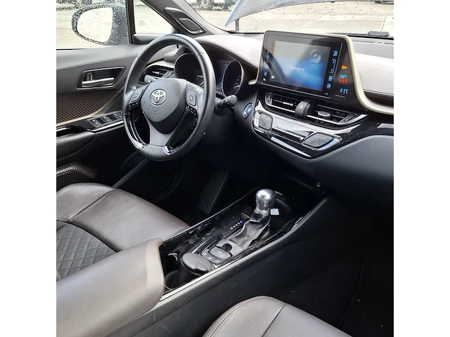 Personenauto toyota, c-hr 1.8 hybrid executive, zwart, bouwjaar 2019 - afbeelding 41 van  52