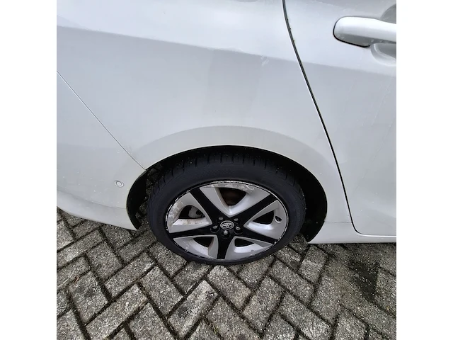 Personenauto toyota, prius, bouwjaar 2017 - afbeelding 4 van  30