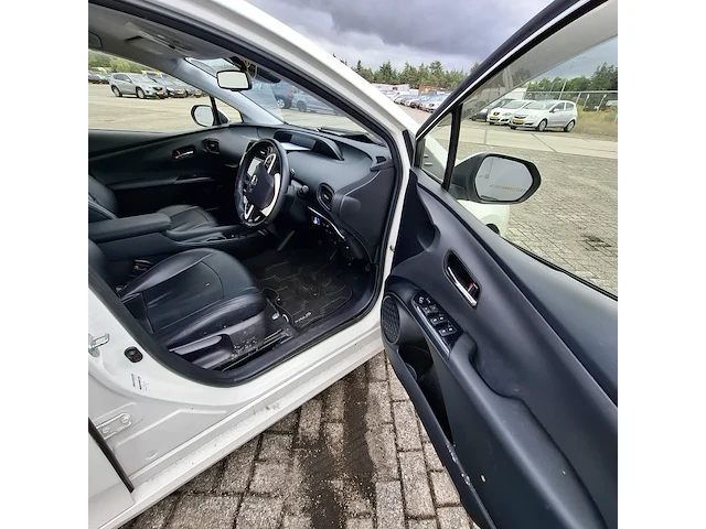 Personenauto toyota, prius, bouwjaar 2017 - afbeelding 6 van  30