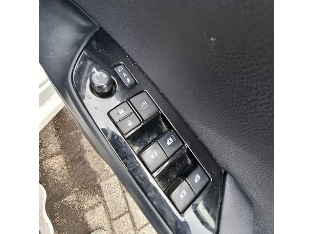 Personenauto toyota, prius, bouwjaar 2017 - afbeelding 16 van  30