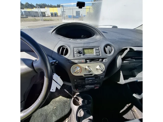 Personenauto toyota, yaris 1.0 vvti, bouwjaar 2005 - afbeelding 6 van  42