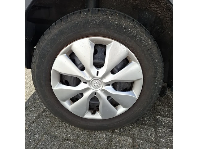 Personenauto toyota, yaris 1.0 vvti, bouwjaar 2005 - afbeelding 20 van  42