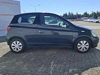 Personenauto toyota, yaris 1.0 vvti, bouwjaar 2005 - afbeelding 38 van  42